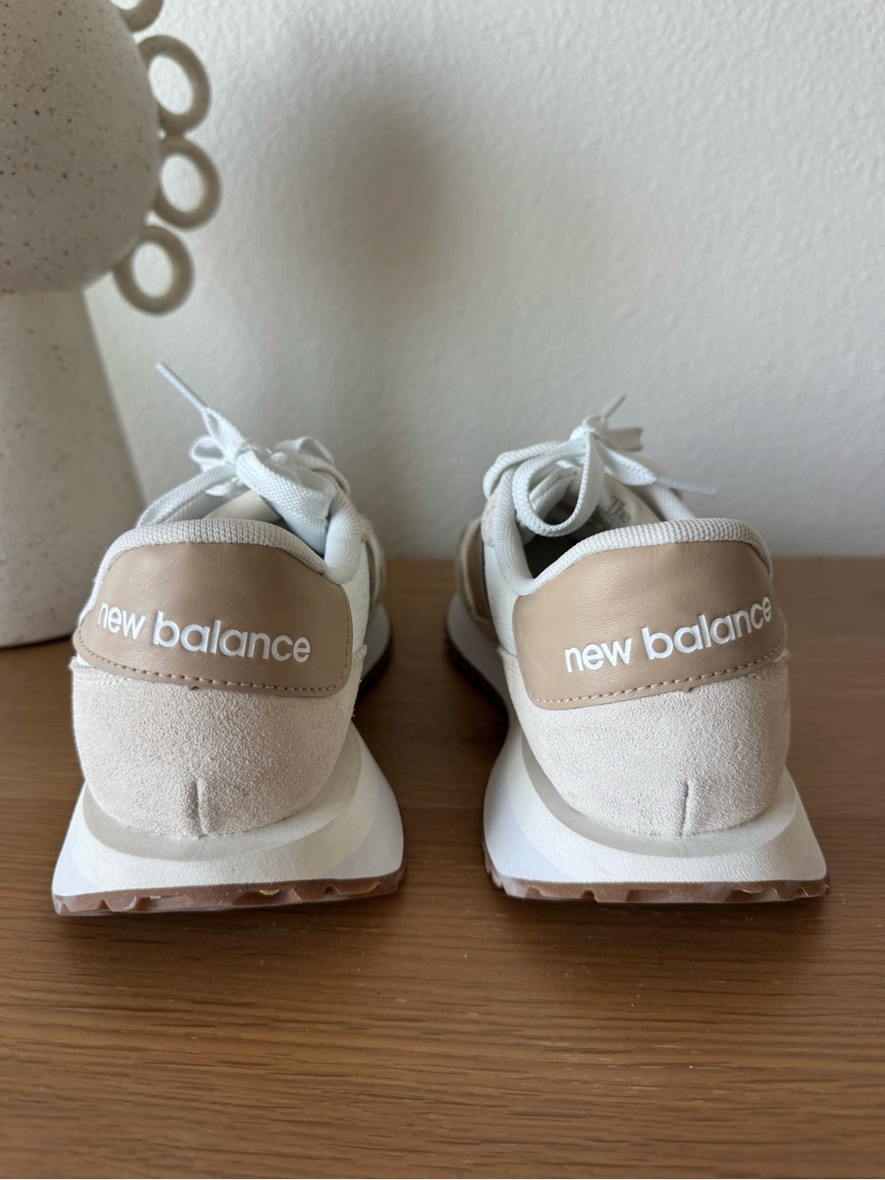 New Balance 237 Sneaker - Women's Size 8.5 - Picture 6 of 9